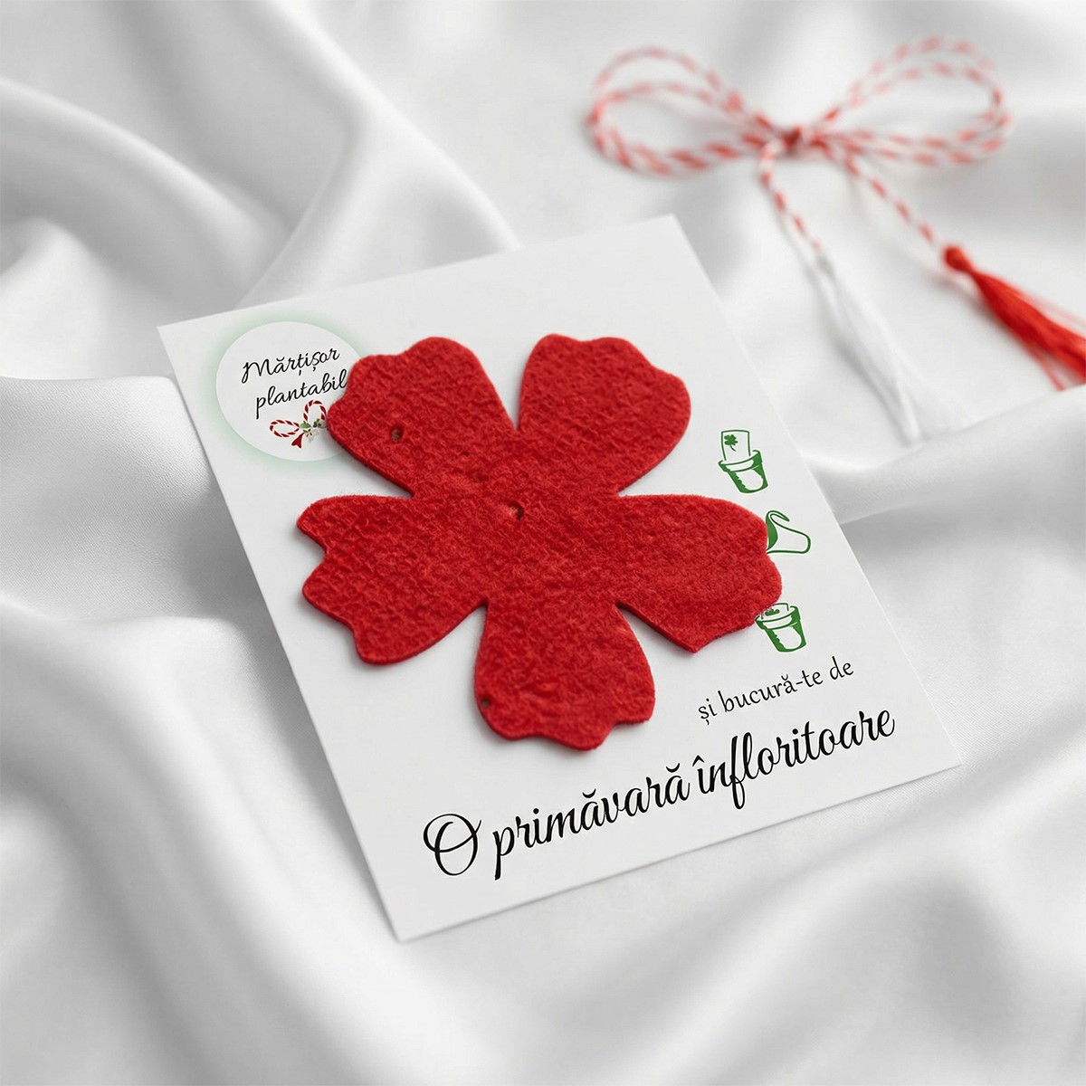 Mărțișor delicat formă floare rosie din hârtie cu semințe si caronas cu mesaj